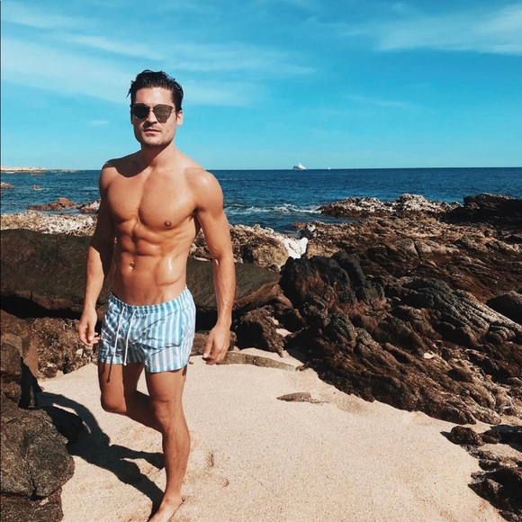 Meet your Posher, Joel - Picture 2 of 3